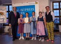 Finanz- und Heimatminister Albert Füracker verleiht „Dialektpreis Bayern“