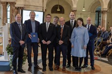 Finanz- und Heimatminister Albert Füracker übergibt die Kultur-, Sozial- und Umweltpreise 2025 der Bayerischen Landesstiftung